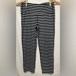 Athleta Cropped Black & White Striped Yoga Pants Size S